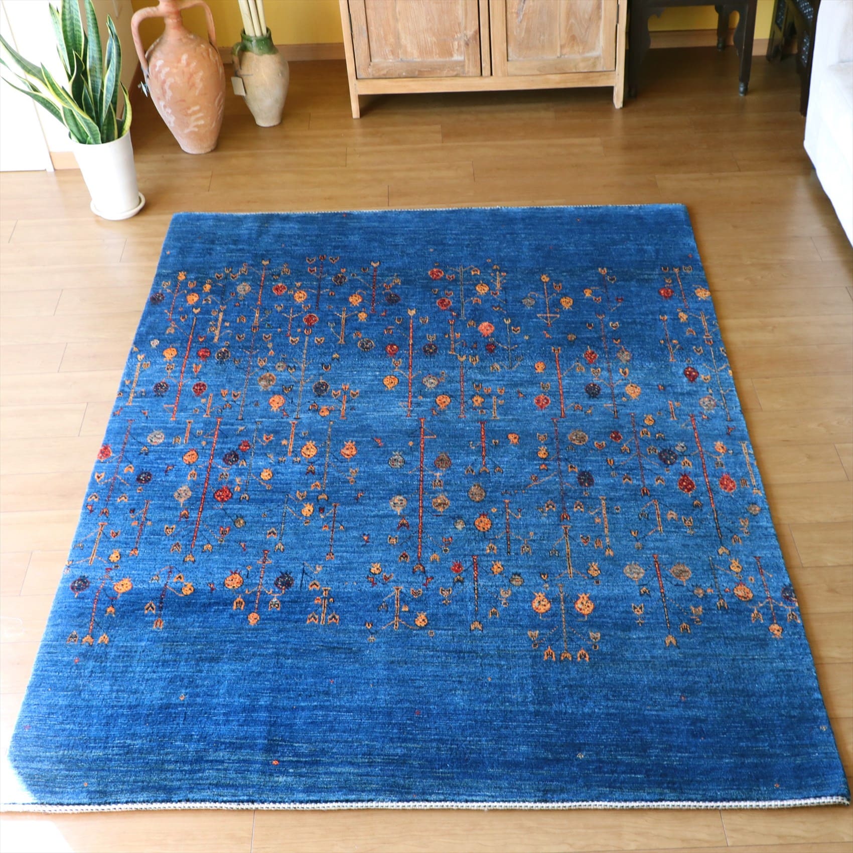 ギャッベ・ロリアタシュ/最上級の細かな織り230×167cm ブルー　生命の樹にみのるザクロ
